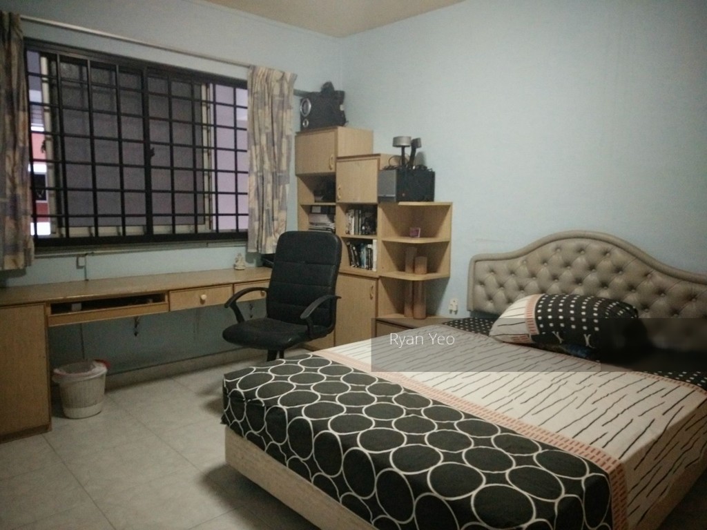 Blk 221 Hougang Street 21 (Hougang), HDB Executive #140522232